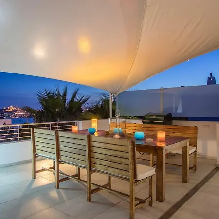 Βίλα Misada Santa Eulària des Riu